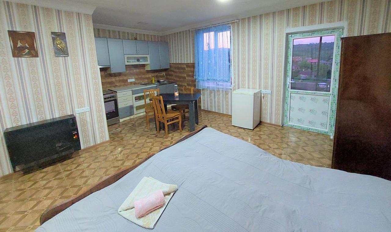 Apartment Beso คูทายสิ ภายนอก รูปภาพ