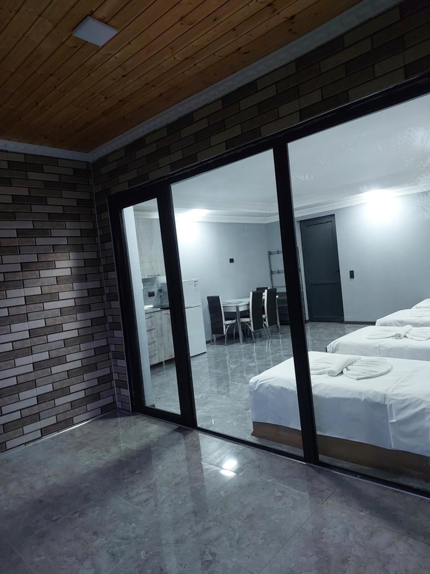 Apartment Beso คูทายสิ ภายนอก รูปภาพ