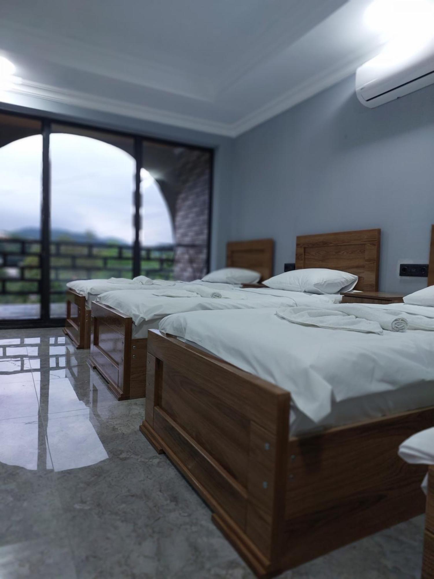Apartment Beso คูทายสิ ภายนอก รูปภาพ